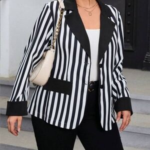SHEIN Monochrome Striped Jacket